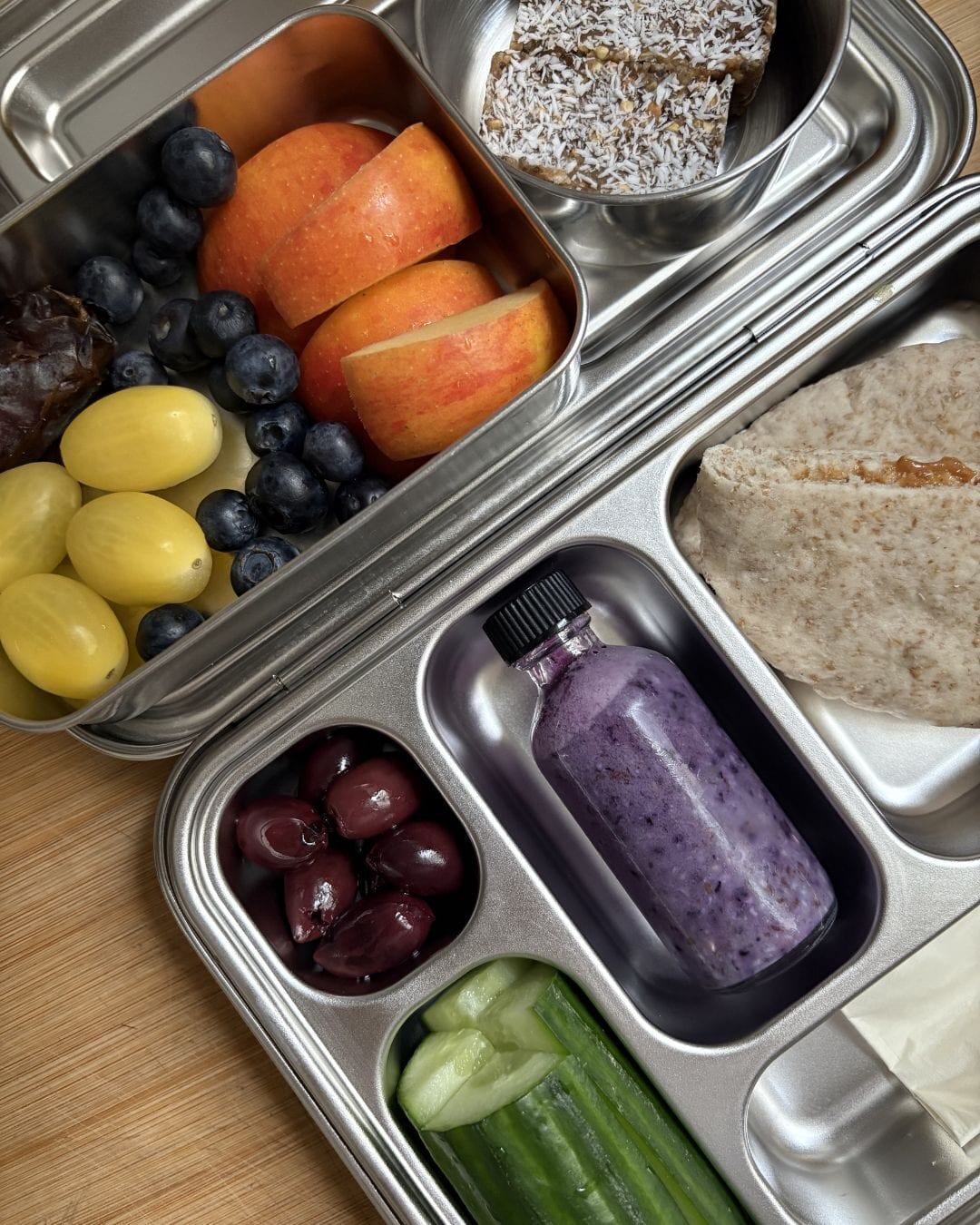 A real lunchbox in action