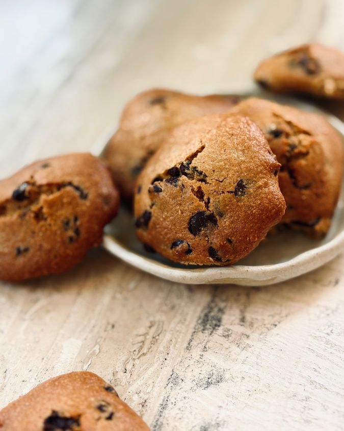 chickpea choc chip cookies