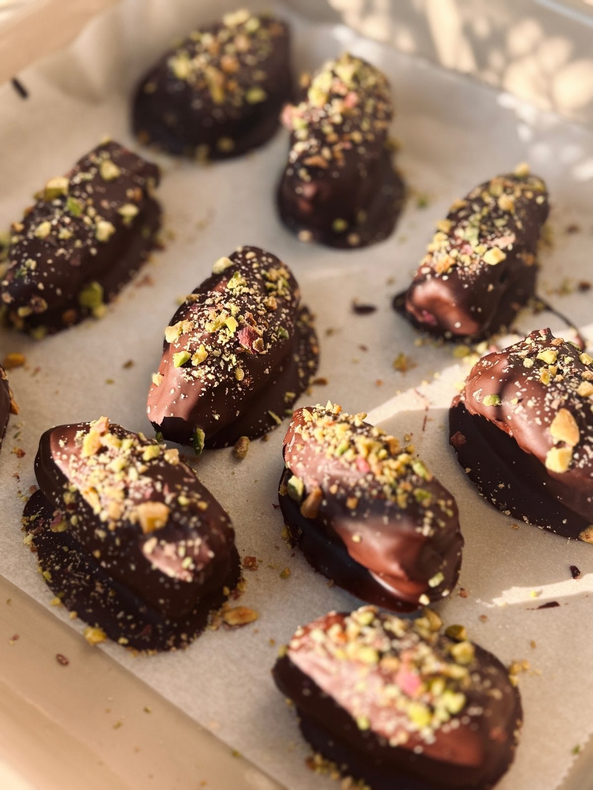 chocolate power dates