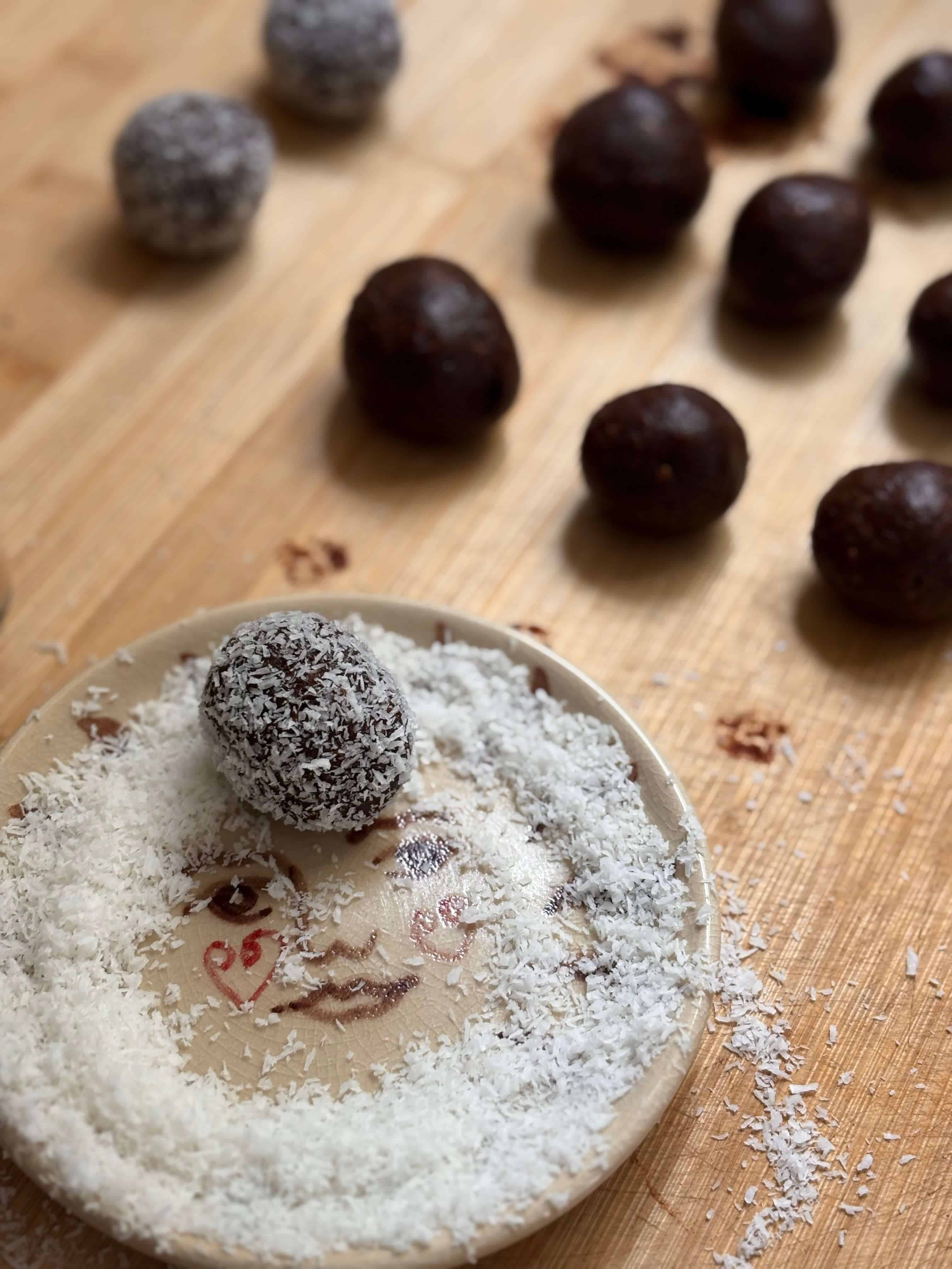 tahini bliss balls
